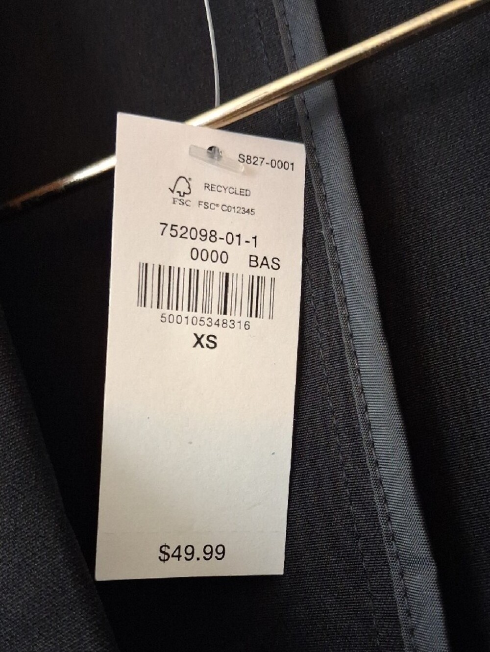 Old Navy Black Tailored Two-Button Blazer - Picture 3 of 4